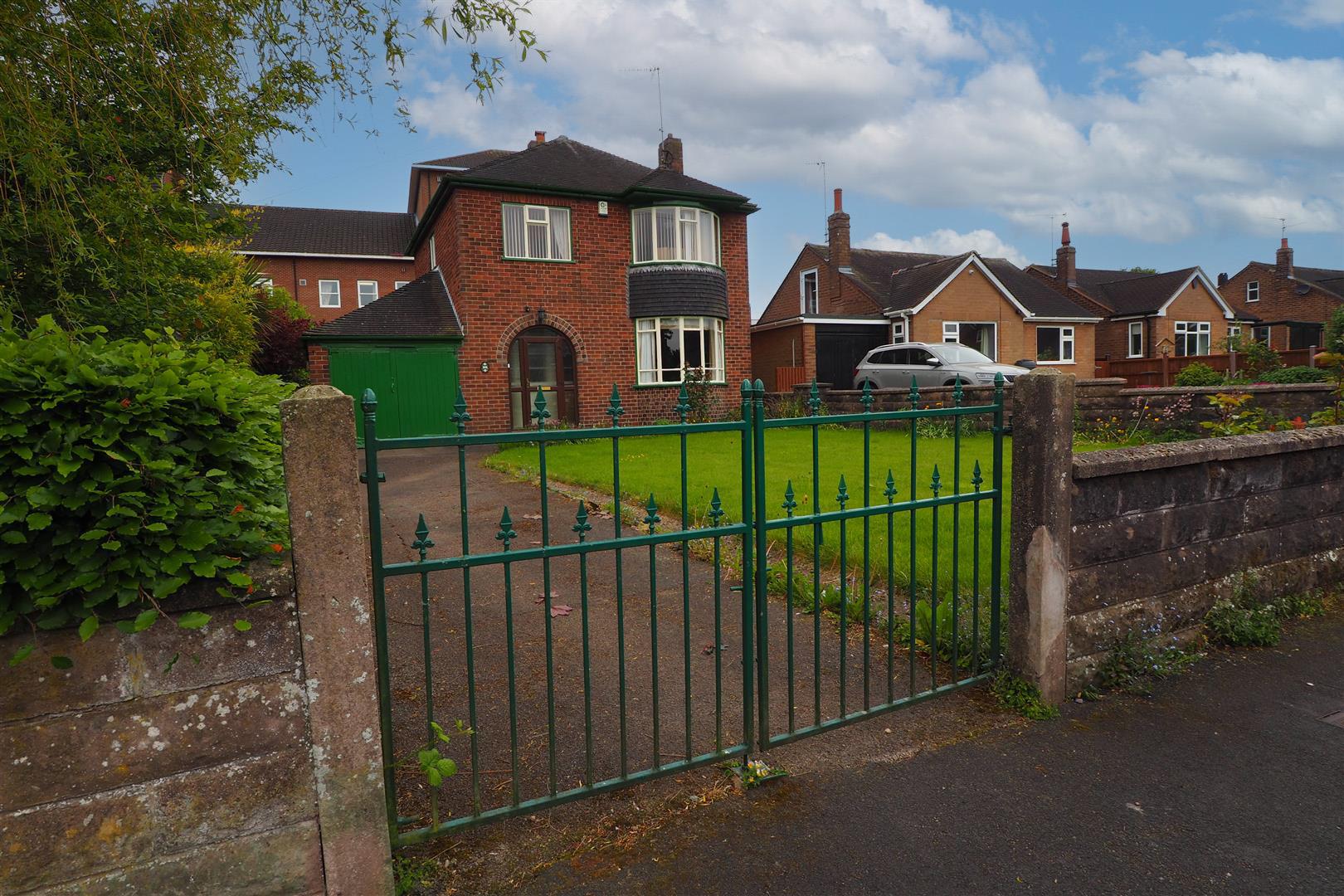 Meadow Drive, Cheadle, ST10 1EQ