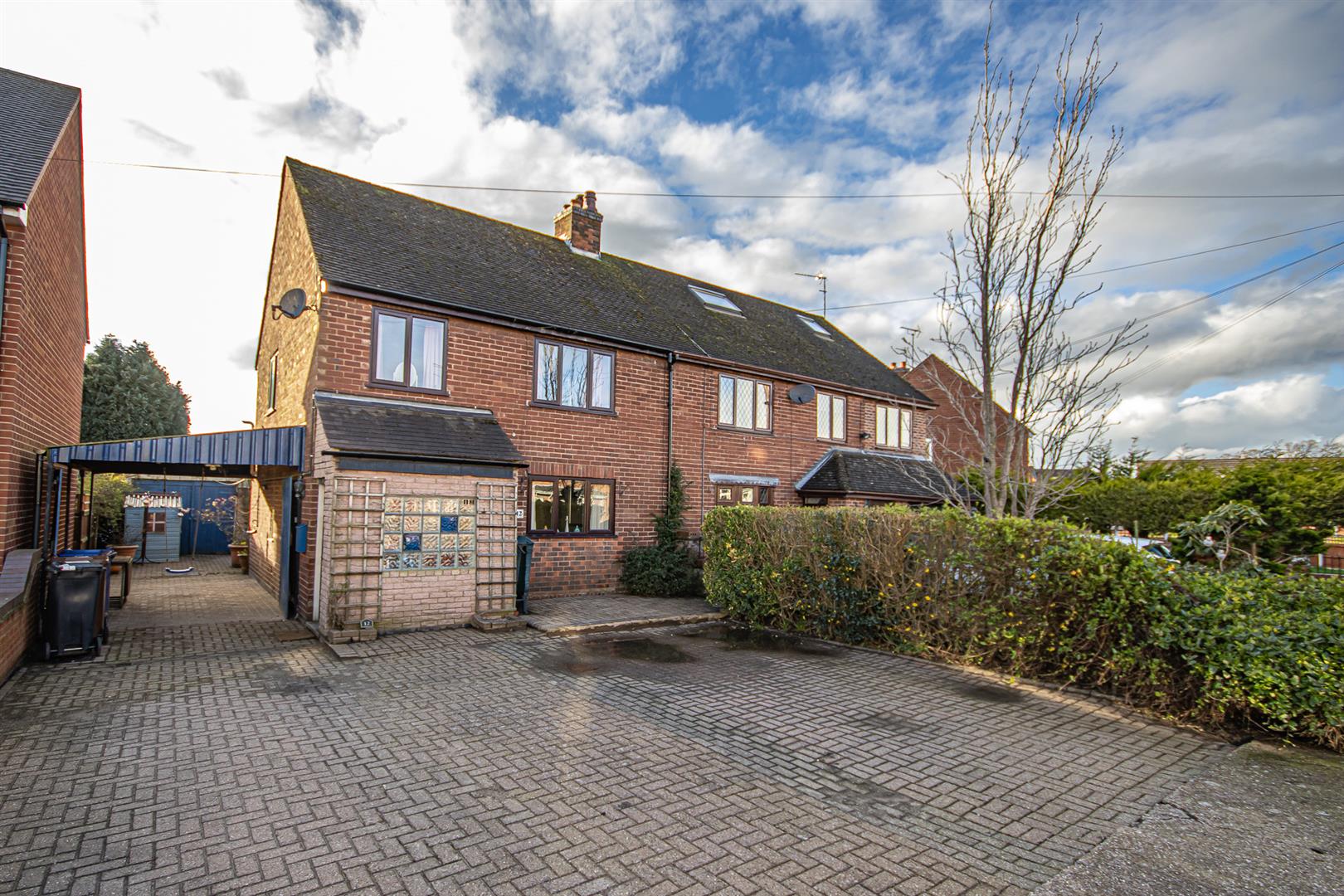 Dove Lane, Rocester, Staffordshire