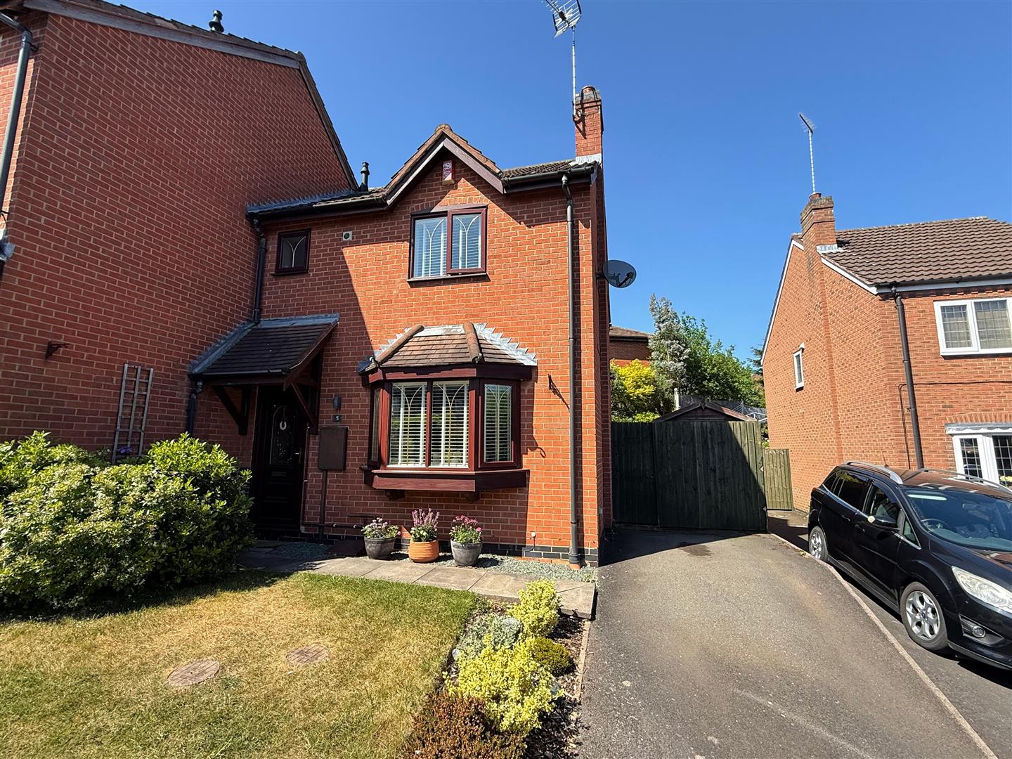 Best Avenue, Burton-On-Trent