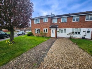 Crestwood Close, Stretton, Burton-On-Trent