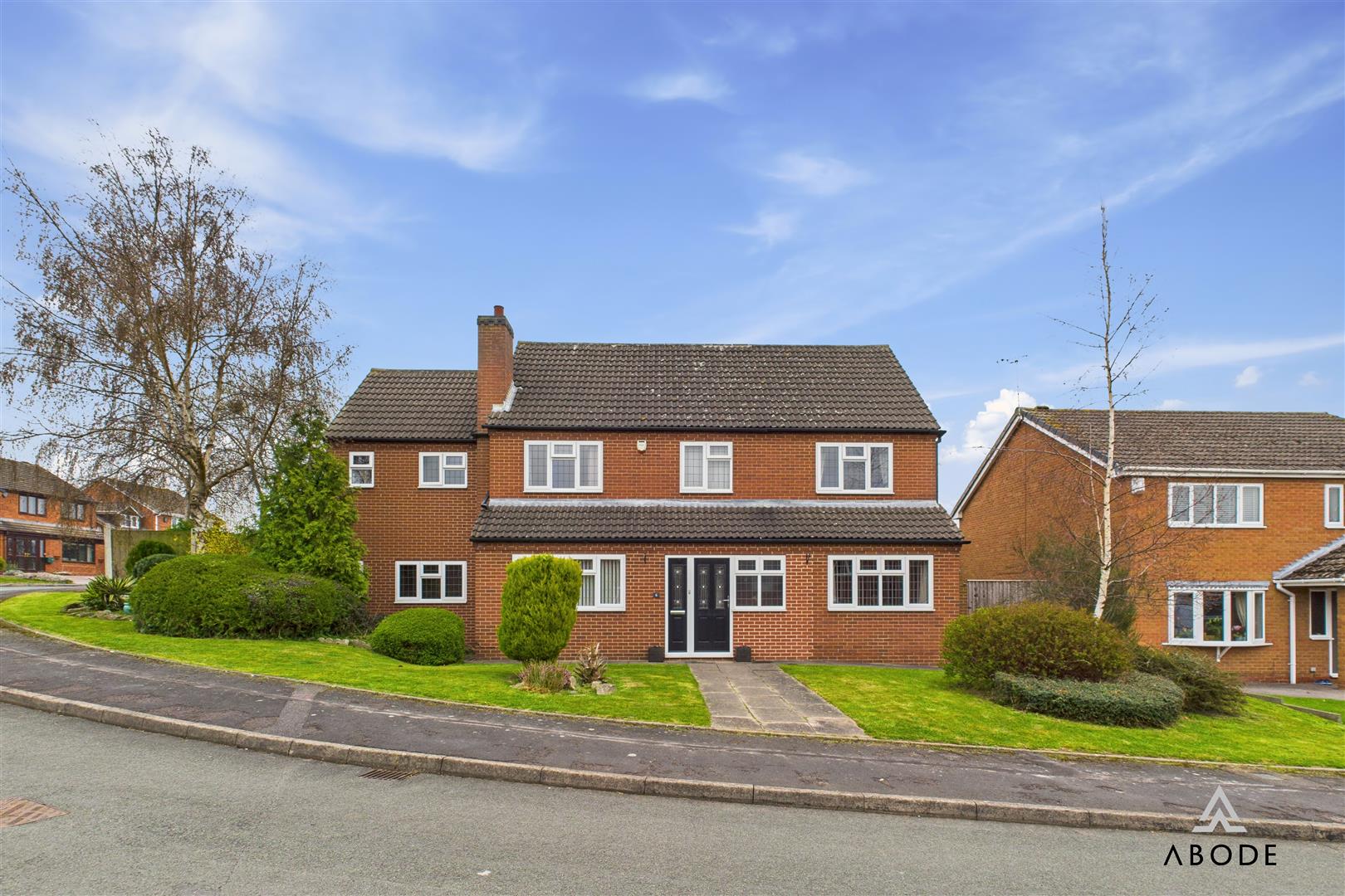 Elwyn Close, Stretton