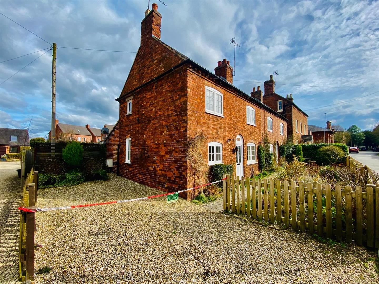 Dove Lane, Rocester, Uttoxeter ST14 5LA