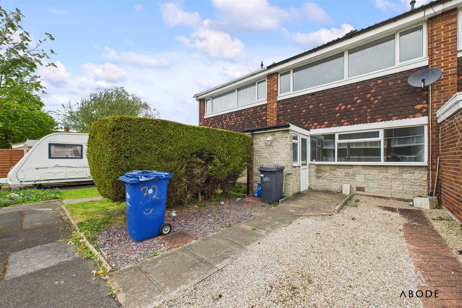 Hurst Drive, Stretton, Burton-On-Trent