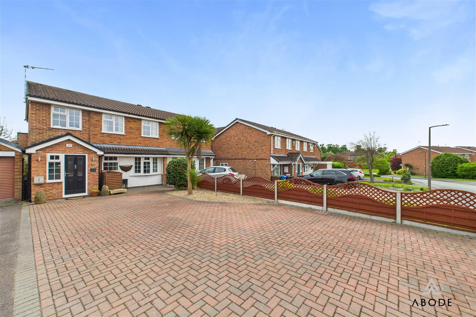 Broadlands, Stretton, Burton-On-Trent