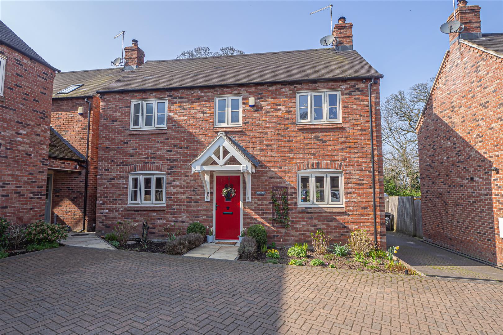Manor Gardens, Linton, Swadlincote