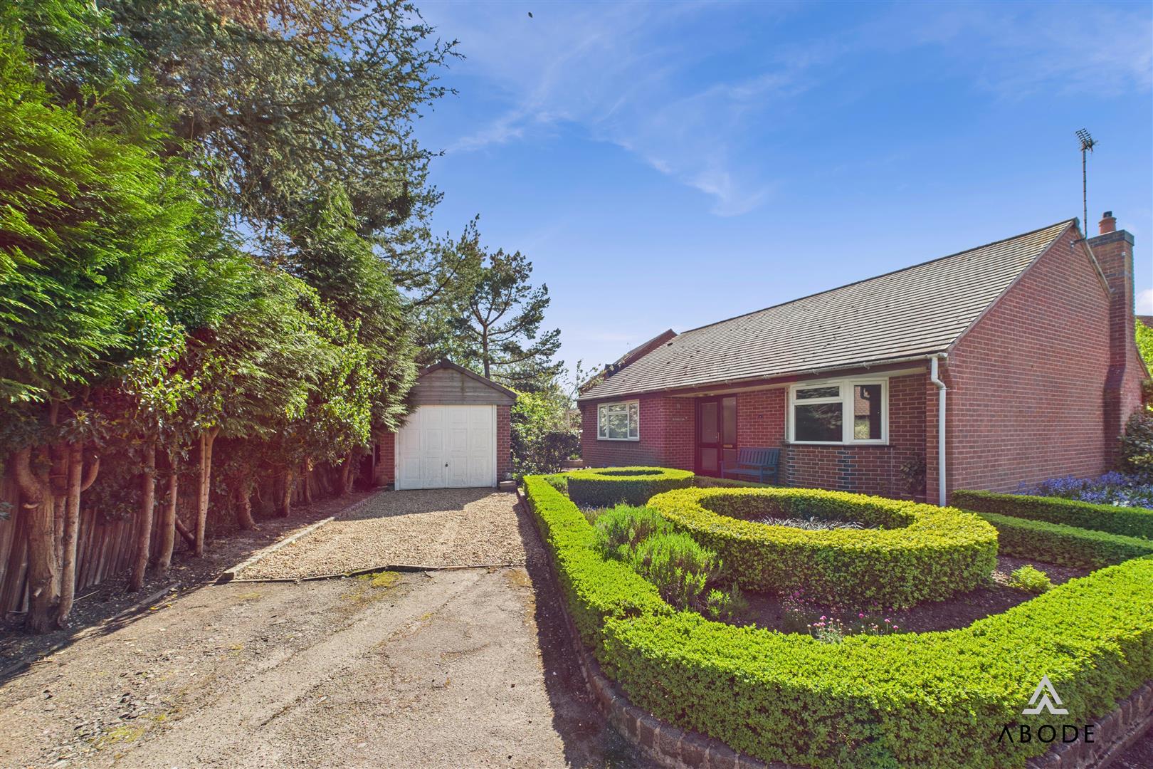 Field Drive, Rolleston-On-Dove, Burton-On-Trent