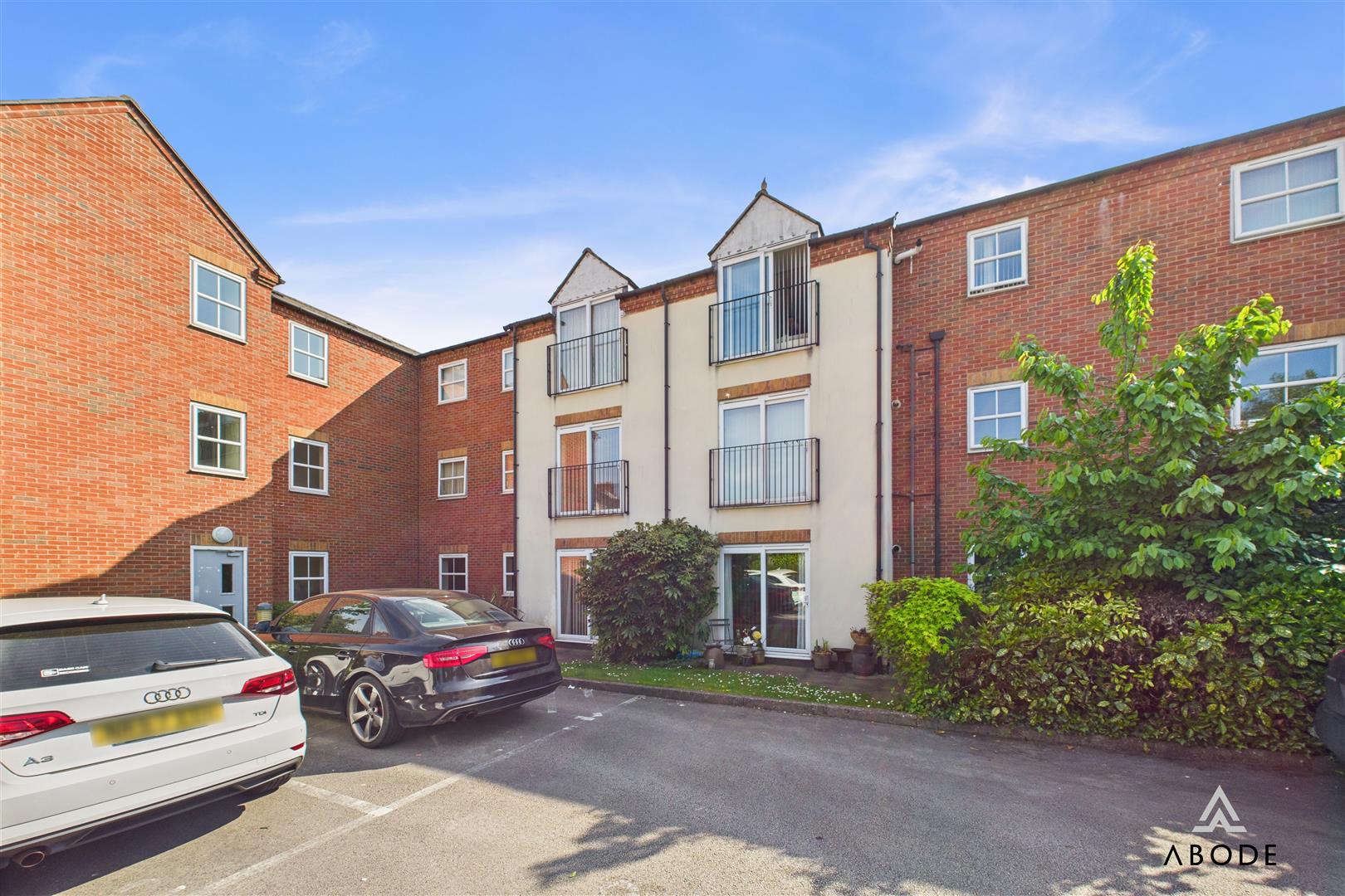 Finings Court, Burton-On-Trent