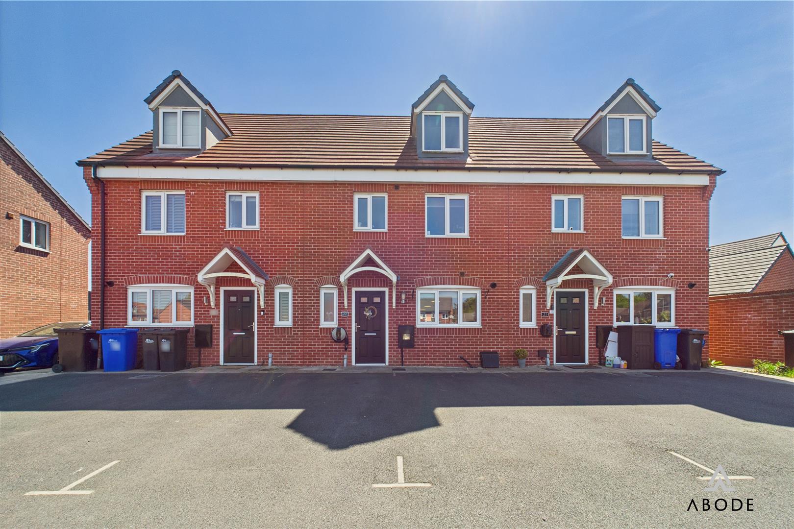 Mewis Close, Burton-On-Trent, DE14 2FN