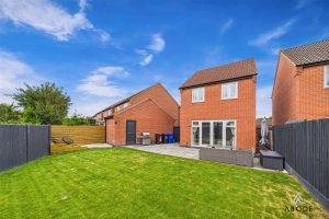 Cascade Close, Burton-On-Trent