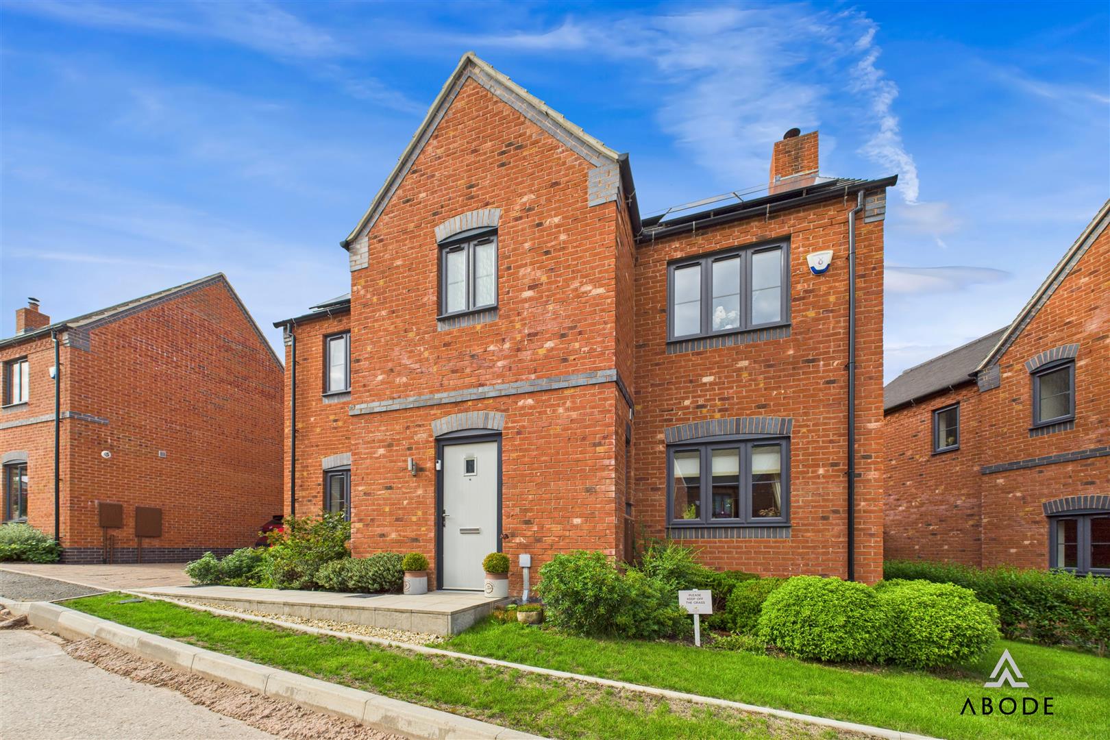 Meadowside View,, Alton