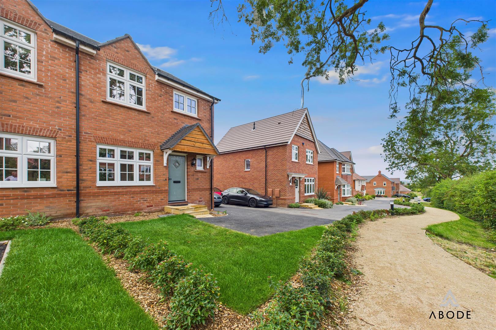 Heritage Road, Castle Donington, Derby