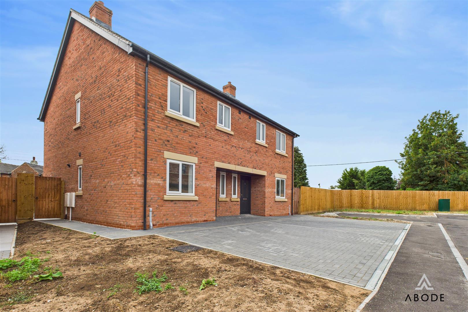 Cathedral Court, Off Holly Road, Uttoxeter