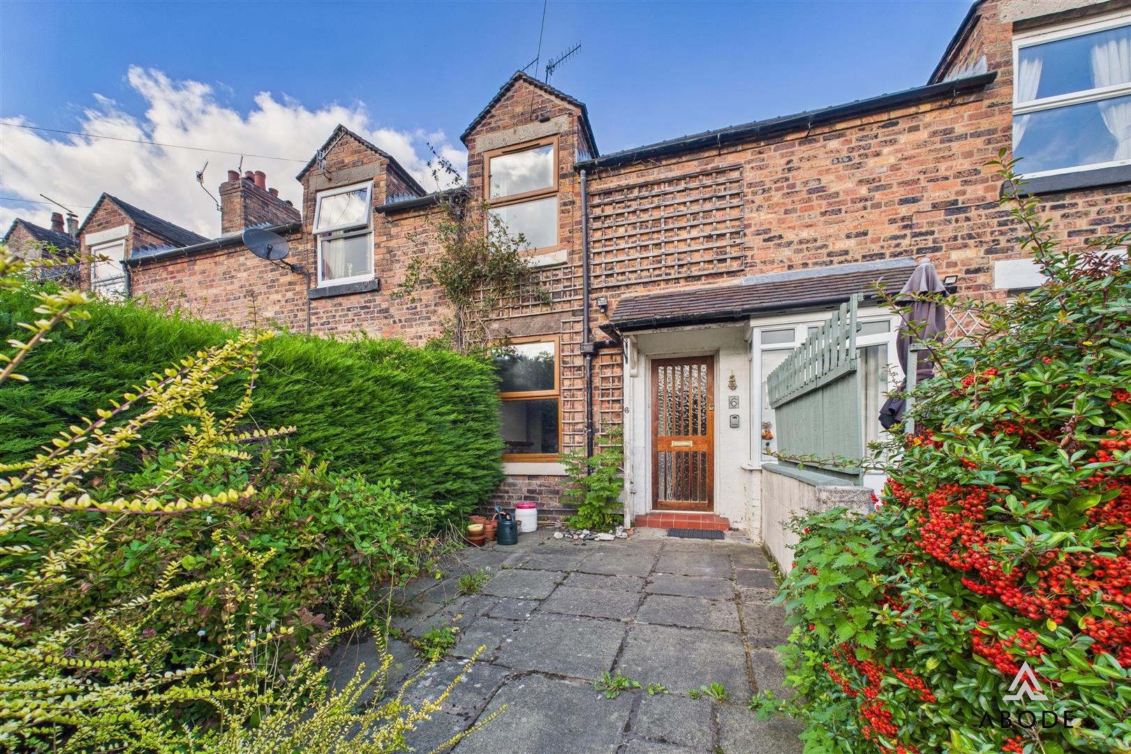 Churnet View, Churnet View Road