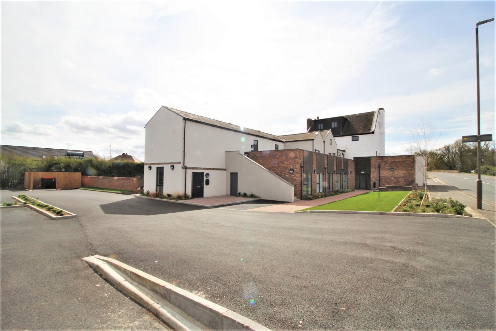 Castle Apartments, Station Road, Hatton, Derbyshire DE65 5DW