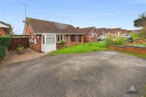 Chatsworth Drive, Tutbury, Burton-On-Trent