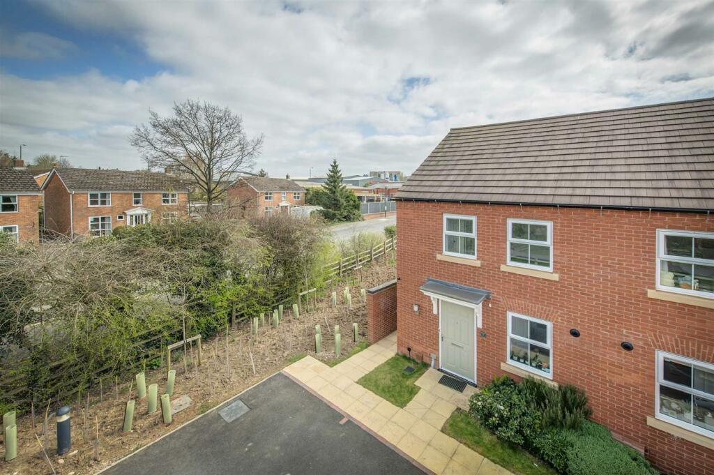 Etches Row, Ashbourne DE6 1TT