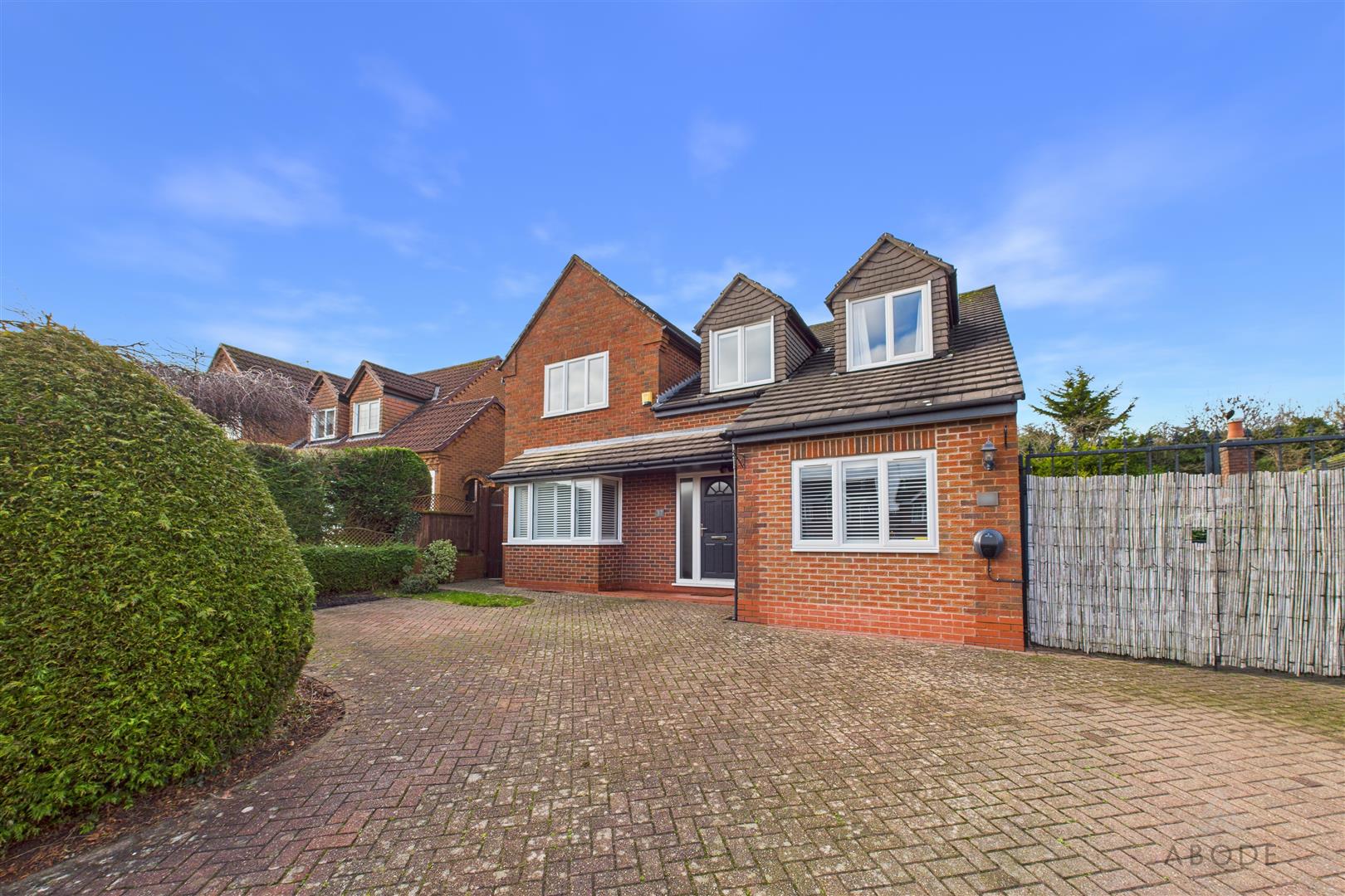 Britannia Drive, Stretton